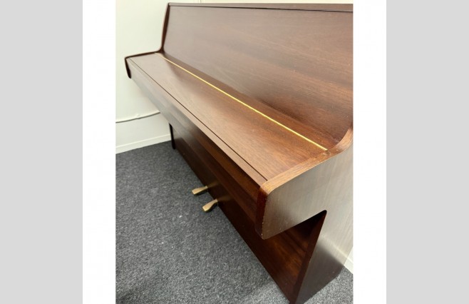 Kemble Cambridge Upright Piano | Satin Mahogany Finish | UK Delivery In Days | Warranty | P/X | Finance Options | Includes Stool, Home Tuning | Used | Serial Number 291351 - Image 8
